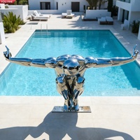 Sculpture d'athlète plongeur en acier inoxydable poli miroir abstrait YOUFINE pour la décoration de piscine extérieure