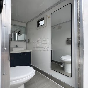 Toilettes mobiles extérieures de luxe en fibre de verre à deux portes, modernes et durables, avec installation facile pour les hôtels - Product Image 3