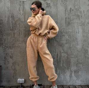 Completo da Donna in Pile Polare Tinta Unita con Collo Rotondo, Maglia a Maniche Lunghe e Pantaloni alla Moda - Product Image 1