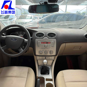 <span class=keywords><strong>Ford</strong></span> <span class=keywords><strong>Focus</strong></span> <span class=keywords><strong>2014</strong></span>, berline classique, 1.8L, boîte de vitesses manuelle, prix bas, 5 places, conduite <span class=keywords><strong>à</strong></span> gauche, intérieur foncé, sièges en tissu, pneus R17 - Product Image 5