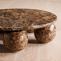 Table basse de salon de luxe en marbre naturel Emperador, plateau rond, pieds sphériques, design de table centrale de designer