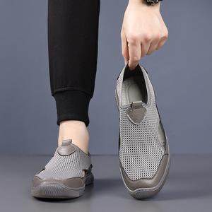 Chaussures décontractées légères et respirantes pour hommes, en maille d'été, à bout rond, semelle EVA, couleur unie - Product Image 3