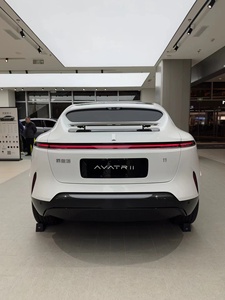 2024 Changan intelligente Avatr 12 SUV elettrico puro Best-seller nuova auto energetica 90KW 700KM a lungo raggio <span class=keywords><strong>4</strong></span> porte 5 posti Hua Wei - Product Image 2