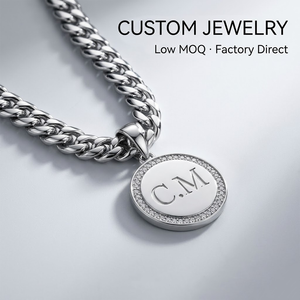 Yogoo <span class=keywords><strong>Collier</strong></span> Chaîne Hip Hop pour Homme Plaqué <span class=keywords><strong>Argent</strong></span> avec Pendentif Médaillon Micro Pavé CZ Personnalisé OEM ODM Usine - Product Image 1