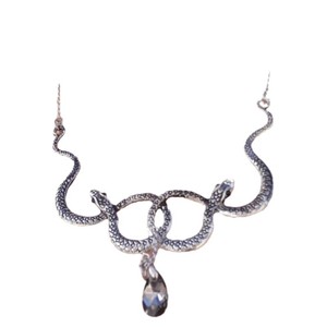 Vendita calda collana pendente in cristallo gotico di Halloween con doppio serpente in <span class=keywords><strong>argento</strong></span> antico accessorio collana di gioielli - Product Image 5