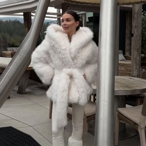 Cappotto Invernale da Donna <span class=keywords><strong>in</strong></span> <span class=keywords><strong>Ecopelliccia</strong></span> Ispessita, Lunghezza Media, <span class=keywords><strong>con</strong></span> <span class=keywords><strong>Cappuccio</strong></span>, Bordo <span class=keywords><strong>in</strong></span> Pelliccia di Volpe, Cintura <span class=keywords><strong>in</strong></span> Vita, Caldo e Alla Moda - Product Image 2