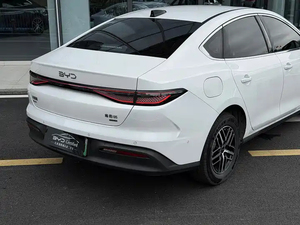 รถยนต์ไฟฟ้า BYD รุ่น Seal 05 DM-i ปี 2025 ระยะทางวิ่ง 120 กม. รุ่น Flagship PHEV กำลังไฟ 3.3 กิโลวัตต์ ระยะทางวิ่งไฟฟ้า 3.3 กิโลวัตต์/ชม. รถยนต์พลังงานใหม่ สำหรับครอบครัว แบบซีดาน 5 ที่นั่ง รถมือสอง ส่งออก - Product Image 4