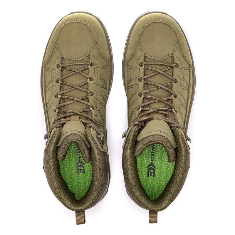 สีน้ำตาล