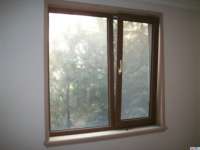 Conception personnalisée Fenêtre battante en verre isolant UPVC Fenêtres à battant en PVC à double vitrage avec store intégré intégré interne