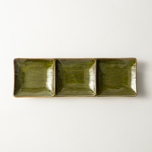 Vente en gros de nouvelle couleur japonaise en porcelaine résistante à la rupture à 3 <span class=keywords><strong>compartiments</strong></span> contenant des sauces <span class=keywords><strong>assiette</strong></span> en céramique verte à <span class=keywords><strong>trois</strong></span> treillis - Product Image 4
