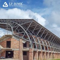 Toit en treillis spatial en acier galvanisé à chaud Q235B Q355B pour stade de football