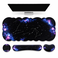 Ensemble de 4 tapis de souris au design mignon à bords incurvés, grand tapis de bureau, repose-poignets pour clavier et souris, sous-verre, cadeau pour femmes, hommes, étudiants