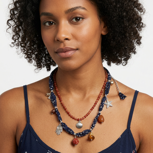 Collar Bohemio para Mujer con Dijes de Imitación de Perlas, Dijes de Metal Dorado, Tela Azul Marino con Puntos, Ecológico y Hecho a Mano - Product Image 2