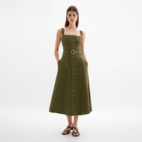 Gaun Midi Wanita Kasual Model A-Line Warna Hijau Army Elegan dengan Kerah Kotak, Tanpa Lengan, Kancing Depan, Sabuk, dan Saku Samping, Desain Terbaru