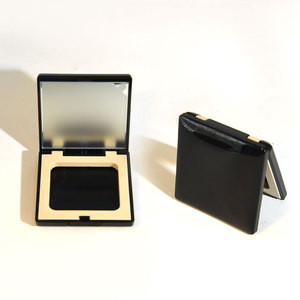 Paleta de pegamento para esmalte de uñas artísticas con logotipo personalizado, caja de embalaje de sombra de ojos con pigmento transparente, 4 colores, paletas de sombras de ojos magnéticas vacías - Product Image 3