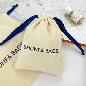 Bolsa con Cordón <span class=keywords><strong>de</strong></span> Lujo Personalizada con Logotipo <span class=keywords><strong>de</strong></span> Marca, Varios Tamaños, <span class=keywords><strong>de</strong></span> Sarga, para Compras, Zapatos, Bolsos, <span class=keywords><strong>Ropa</strong></span>, Antipolvo, <span class=keywords><strong>de</strong></span> Empaque, <span class=keywords><strong>de</strong></span> Muselina <span class=keywords><strong>de</strong></span> Algodón - Product Image 3