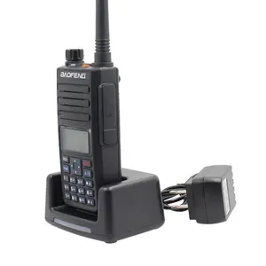 Baofeng rádios portátil Ham Radio BF-H6 walki talki conjunto rádio em dois sentidos walkie talkie sistema de guia turístico com fones de ouvido