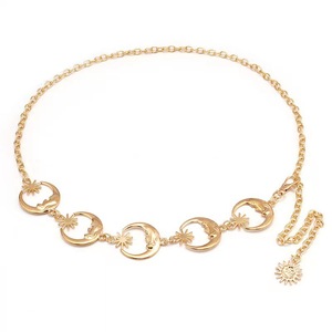 Cinto de Cadeia de Metal Estilo Punk com Lua e Estrelas, Acessórios de Moda Personalizados e Ajustáveis - Product Image 1