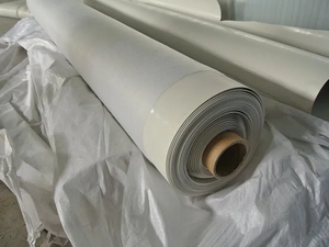 Membrane de toiture TPO autocollante à peler et coller, sans soudure à chaud, facile à poser pour la rénovation de toitures anciennes - Product Image 4