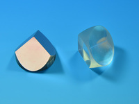 Rétroréflecteurs personnalisés prisme de cube d'angle en verre optique pour équipement de station totale