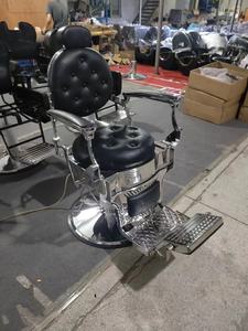 Chaise de barbier robuste, style ancien, couleur argent, prête à être expédiée, chaise de salon, chaise royale, capacité de charge 400 kg - Product Image 2