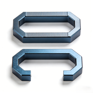 Service de fraisage CNC 5 axes sur mesure pour usine, usinage de blocs métalliques et de pièces en laiton et aluminium anodisé - Product Image 2