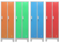 Casier métallique bleu en acier à deux portes avec 2 compartiments pour le rangement des vêtements des employés et du personnel, idéal pour les équipements équestres et la sécurité des travailleurs.
