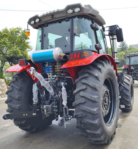 Tractores Compactos Chinos de 210HP, 220HP, 240HP, 140HP, 150HP, 160HP, 180HP, Tractor 4x4 Económico - Product Image 1