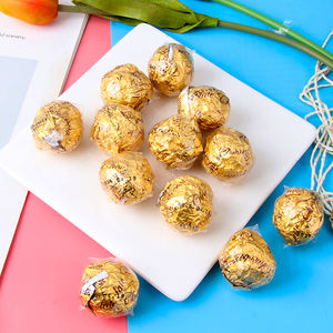 Boîte cadeau personnalisée en gros, gaufrettes fourrées à la sauce chocolat au cacao de qualité supérieure, boules de chocolat dorées, friandises croquantes et pralines - Product Image 2