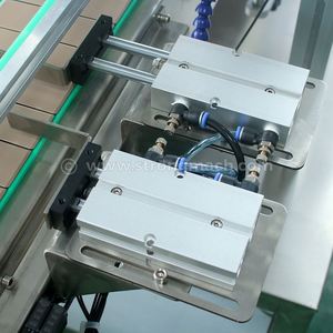 Machine de capsulage automatique verticale grande capacité 2M pour ligne de production, capsuleuse à vis pour bouteilles de boissons, détergent lessive, gel douche - Product Image 5