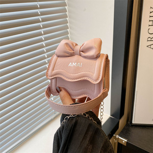 Elegante Europese En Amerikaanse Kids Mini Crossbody Lederen Tas-Koreaanse Zoete Socialite Stijl Trendy Mini Crossbody Tas - Product Image 3