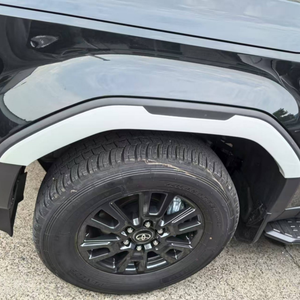 Guardabarros de Estilo Lujoso en ABS para Land Cruiser LC250 2024+ - Product Image 4