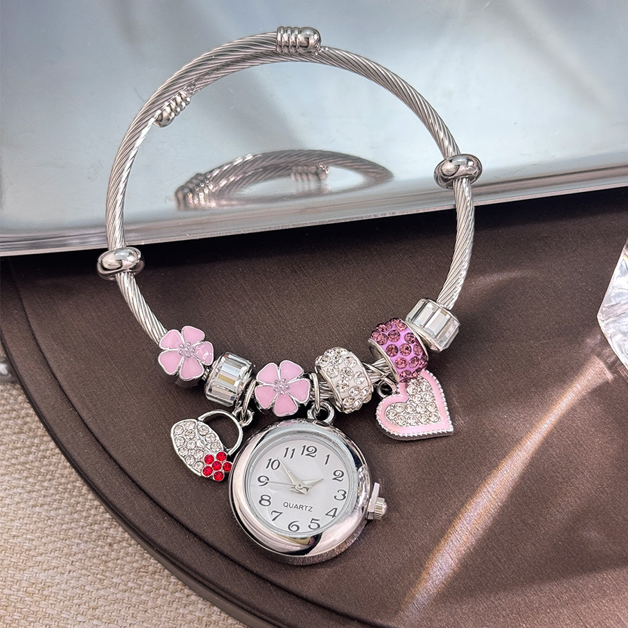 Bracelet sac en forme de coeur en argent