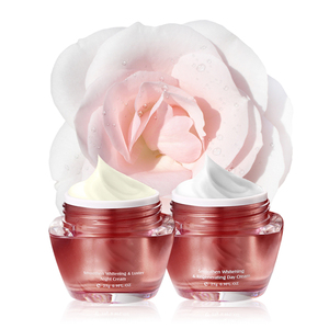 ครีมบำรุงผิวหน้าออร์แกนิค ลดเลือนริ้วรอย ช่วยให้ผิวขาวกระจ่างใส พร้อมมอบความชุ่มชื้น - Product Image 3