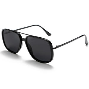 Gafas de Sol para Mujer Greyjack, Negras, Montura Metálica TR, Lentes TAC Polarizadas con Protección UV400, para Conducir, Protección Solar, Moda, Aire Libre - Product Image 3