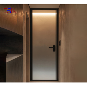 Porte à battant en aluminium insonorisée, double vitrage, pour entrée résidentielle et usage intérieur - Product Image 1