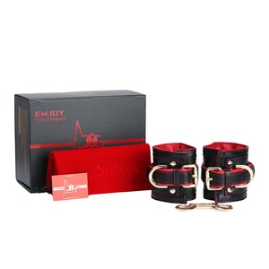 Esposas de Cuero DOGLOV, Acolchadas y con Bloqueo, Restricciones para Muñecas, Equipo de Bondage BDSM, Esposas Fetichistas, Juguetes Sexuales para Parejas - Product Image 6