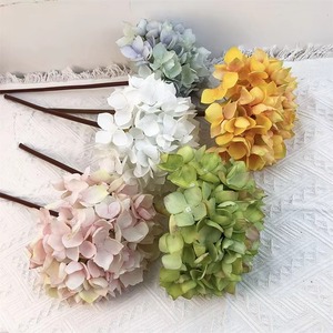 Flores de Hortensia Artificiales de Seda de Alta Calidad al por Mayor, Colores Vintage, Decoraciones para Bodas, Navidad y Graduaciones - Product Image 3
