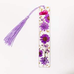 Marcapáginas Creativos con Borlas y Hojuelas Doradas con Diseño Floral, Regalo para Estudiantes y Profesores, Recuerdo - Product Image 3