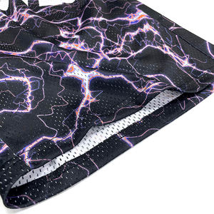 Pantalones cortos de baloncesto personalizados, diseño de malla sublimada, pantalones cortos de baloncesto transpirables clásicos de calle - Product Image 5