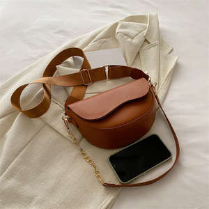 Hot selling fashionable women's handbag candy colored Pu women's <b>crossbody</b> <b>bag</b> women's flip saddle <b>bag</b> - Product Image 2