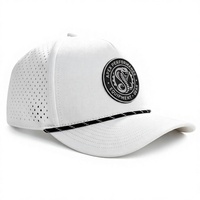 Casquette Snapback 5 Panneaux Personnalisable avec Logo, Imperméable et Respirante, pour Golf et Baseball, avec Trous Découpés au Laser et Patch en Caoutchouc, Idéale Sports de Plein Air