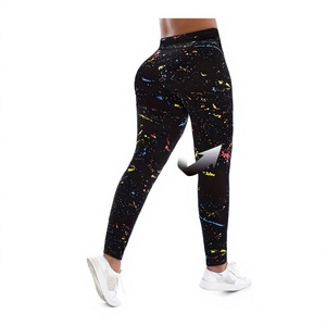 Leggings de sport personnalisés pour femmes, taille haute, effet ventre plat, froncé aux fesses, séchage rapide, en Spandex/Polyester, pour l'entraînement - Product Image 4