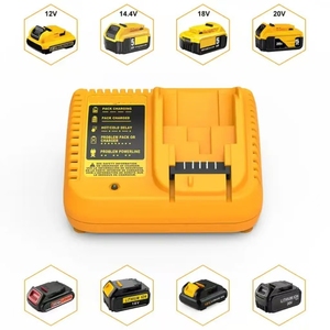 Station de charge multi-emplacements sur mesure pour batteries de perceuses à percussion et de scies circulaires 14,4 V, 18 V, 21 V - Product Image 1