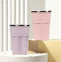 Gobelet isotherme réutilisable avec ouverture de remplissage d'eau et couche de refroidissement congelable