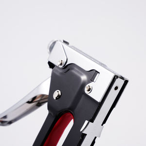 Pistolet à clous multi-usages 3 en 1 <span class=keywords><strong>de</strong></span> qualité industrielle gain <span class=keywords><strong>de</strong></span> temps pour <span class=keywords><strong>bureau</strong></span> bricolage fixateur <span class=keywords><strong>de</strong></span> câble pour menuisiers - Product Image 3