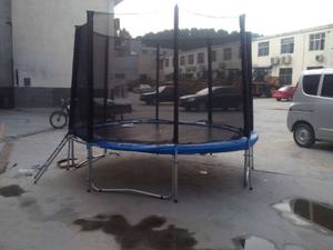 Trampoline pour enfants Taille personnalisable PVC et PP Matériel pour les sports à domicile pour adultes - Product Image 3