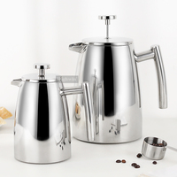 Cafetière à piston moderne à double paroi isolée thermiquement avec cadre en acier inoxydable et finition miroir