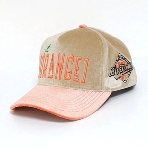 Casquettes de baseball unisexe 5 panneaux personnalisées en gros pour l'automne et l'hiver, de bonne qualité, imperméables, en velours côtelé, avec lettres sportives - Product Image 1