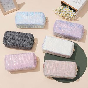 Sac à cosmétiques en polyester à grande capacité avec paillettes brodées pour femmes - Product Image 2